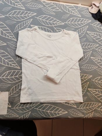 Tshirt/sous vêtement manche longue 4/5 ans