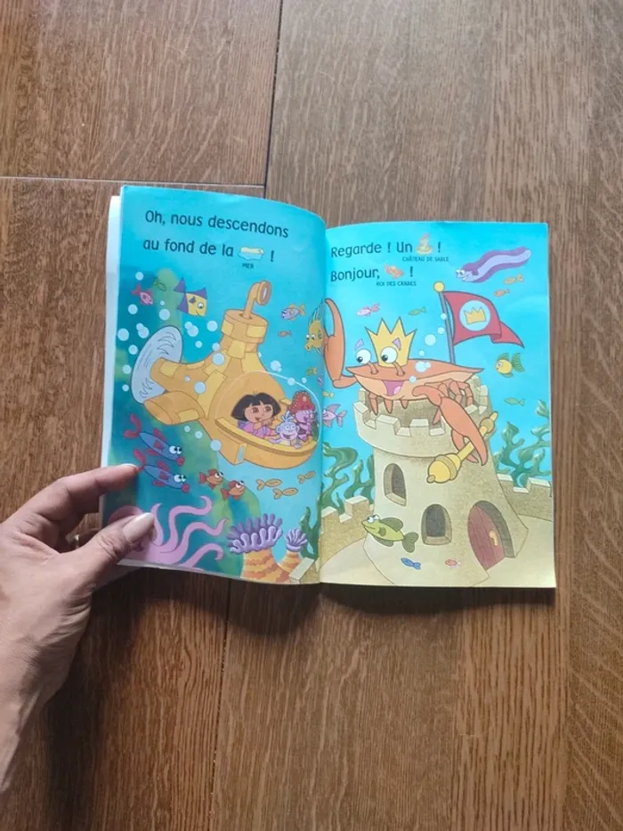 Livre Dora et le sous-marin - photo numéro 10