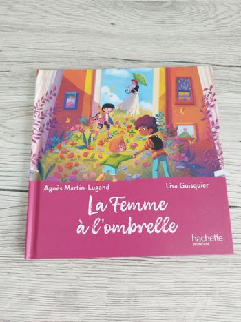 Livre McDo MacDo musée magique la femme à l'ombrelle 