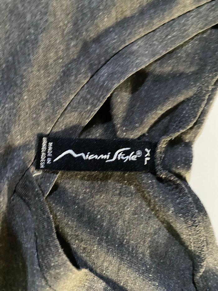 Lot de 2 vêtements fille mimi Beach taille L et  xl - photo numéro 2