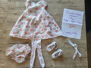 Ensemble robe cérémonie + culotte + collant + ballerine assortis 12 mois okaidi porté 1 fois
