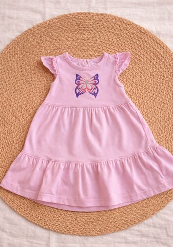 📝 Titre  Robe bébé fille rose KIMADI 6 mois – motif papillon – très bon état 🦋
