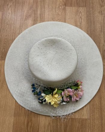 Chapeau à fleur Chapelier
