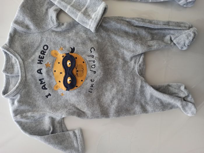 Lot de 2 pyjamas - photo numéro 2