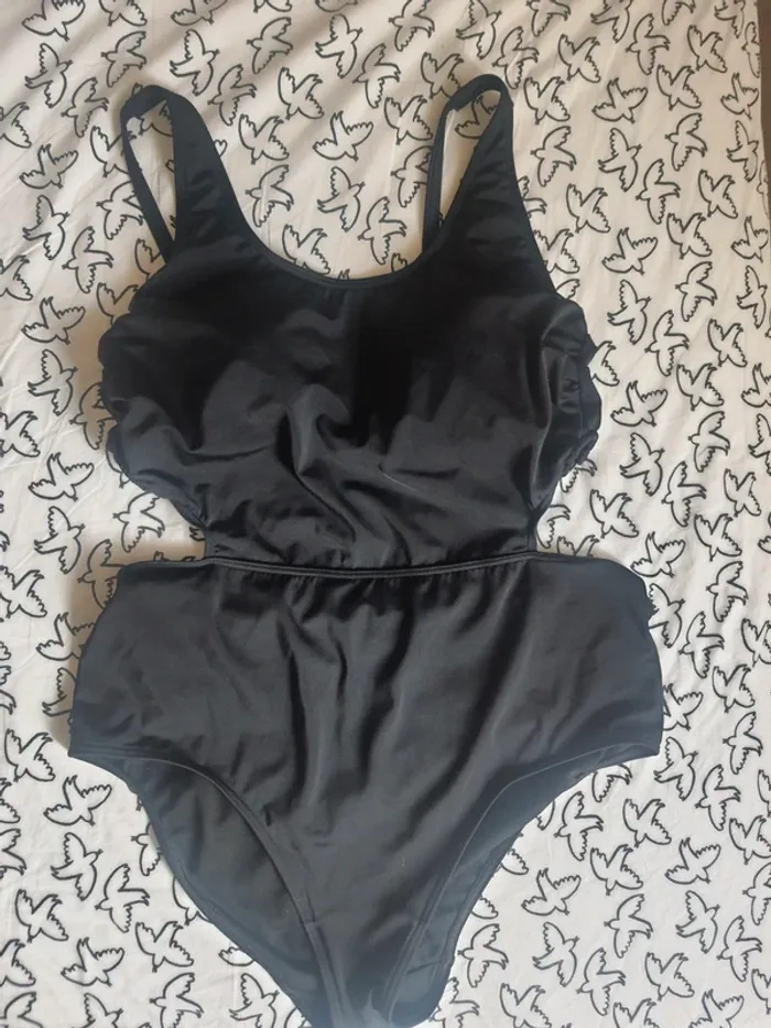 Trikini noir 48