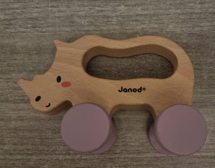 Rhino à roulettes - photo numéro 2