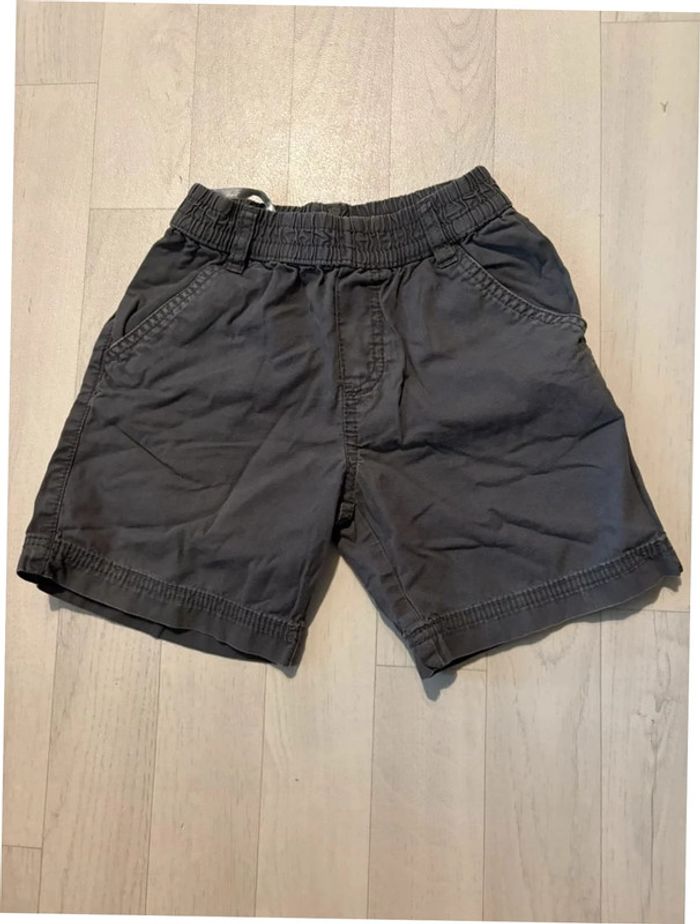 Short palomino kaki 2 ans très bon état