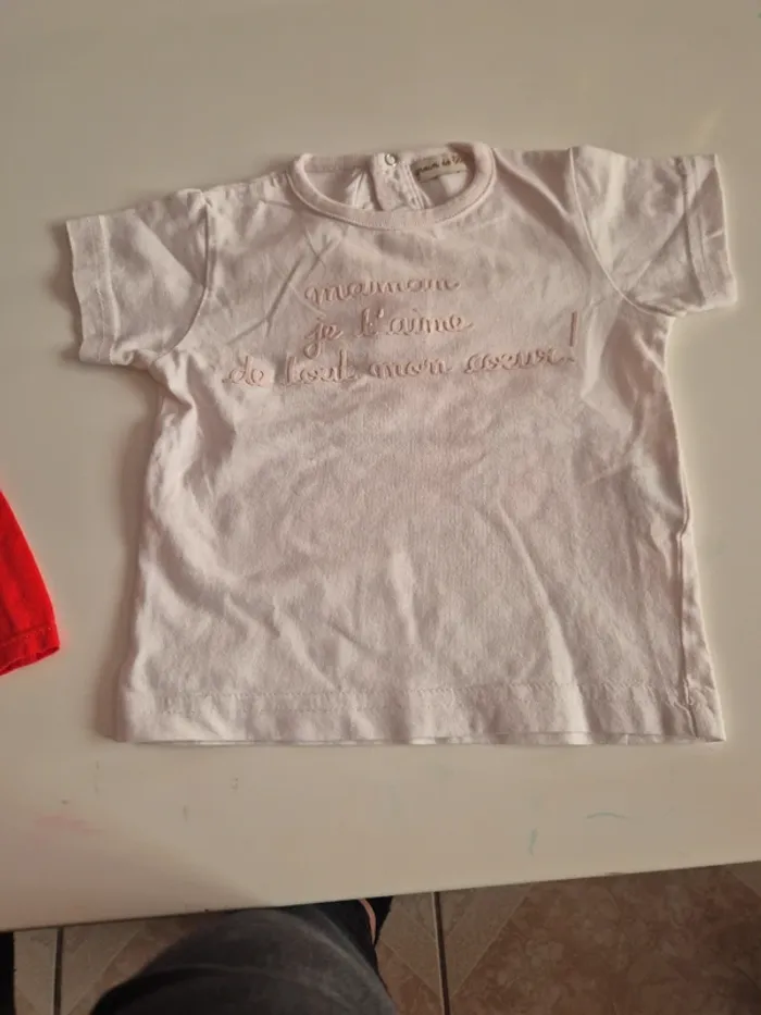Lot tshirts 12 mois - photo numéro 11