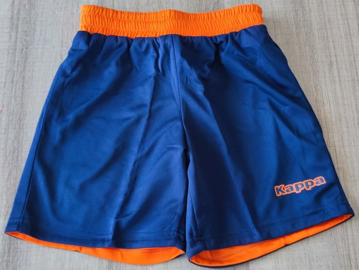 Short pour garçon marque kappa taille 8 ans couleur orange et bleu pour garçon