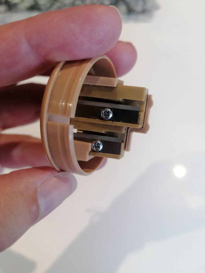 Taille crayon crotte 💩 - photo numéro 12