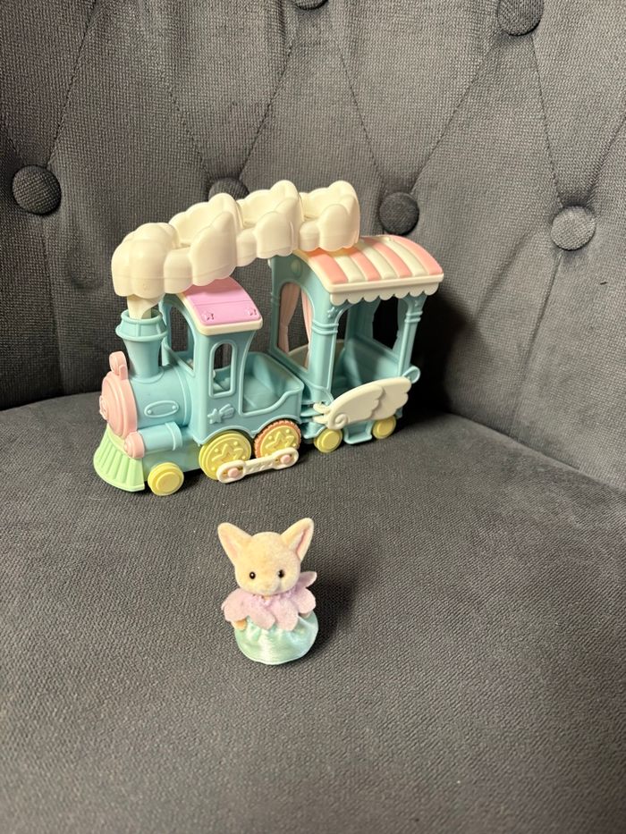 Petit train à vapeur Sylvanian comme neuf - photo numéro 1