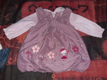 Joli robe hivers avec son pull 3mois