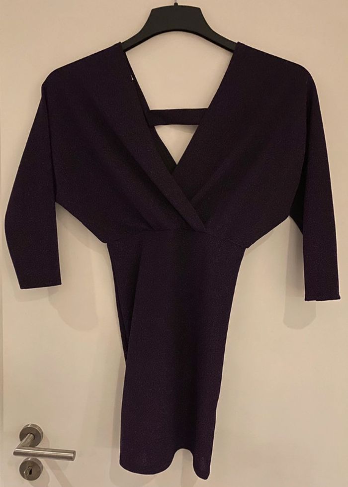 Robe mauve à paillettes - photo numéro 2