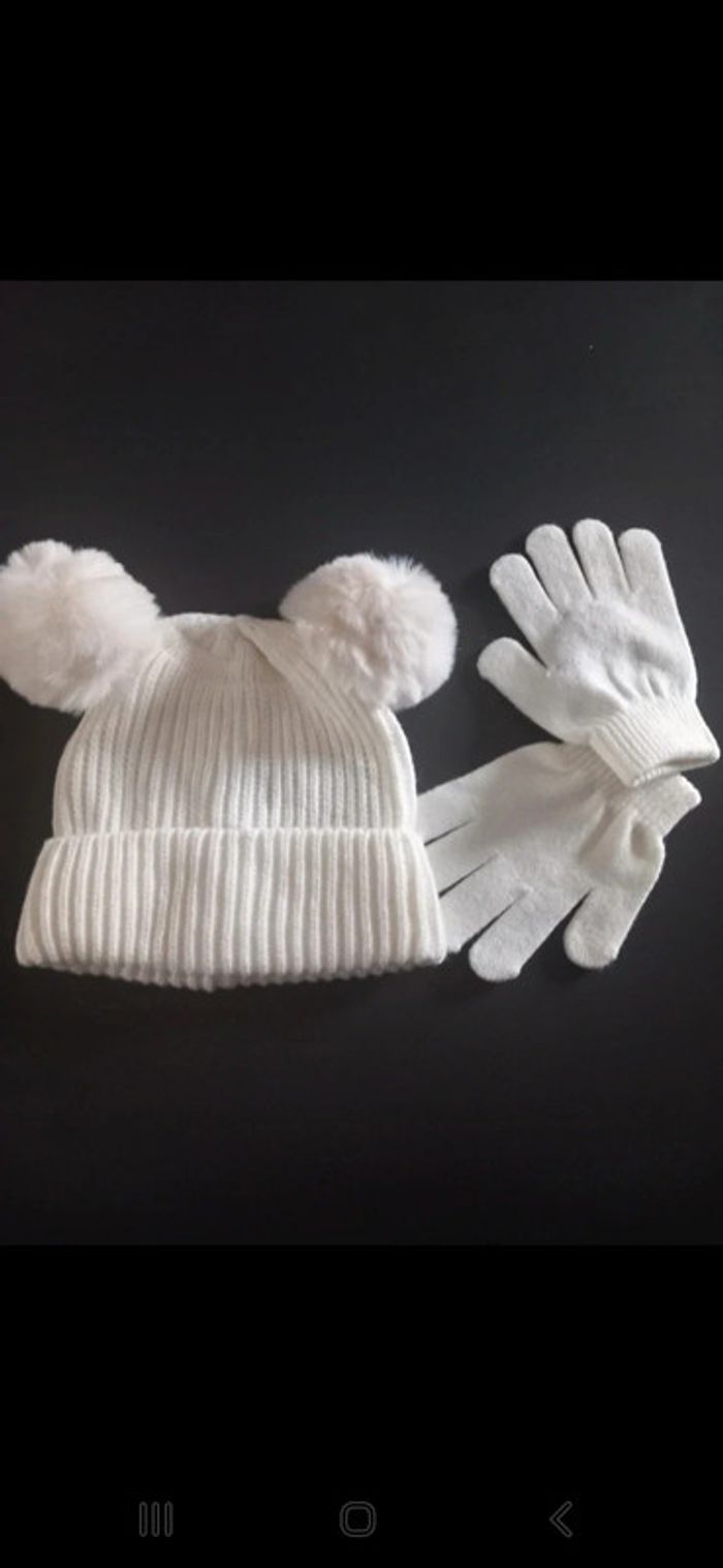 Ensemble bonnet gants