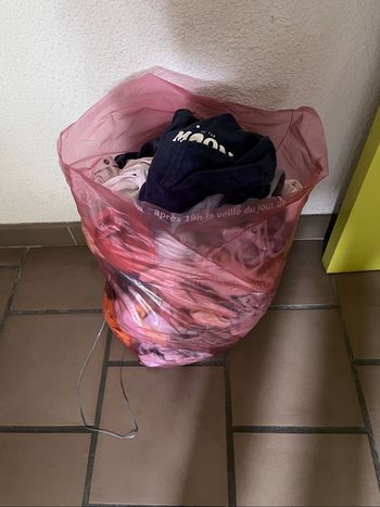 Vend poche 1 mois garçon