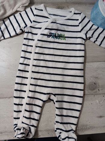 Lot 6 pyjama parfait état