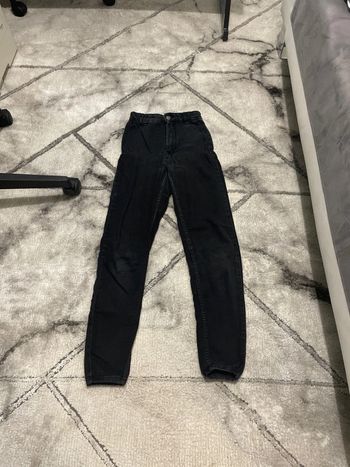 Jean noir skinny en stretch