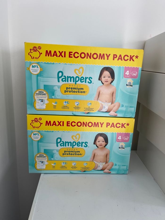Couches Pampers premium protection taille 4