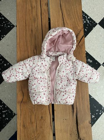 Doudoune fleurie H&M – Taille 4-6 mois (68 cm)