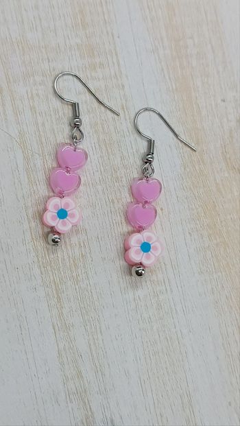 Jolies boucles d'oreilles pendantes
