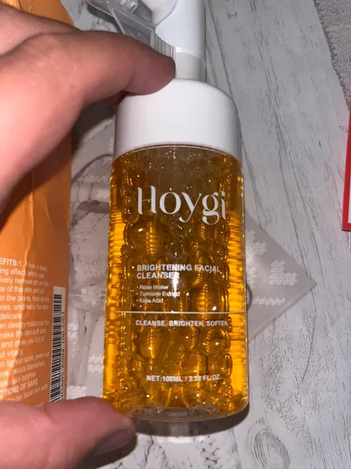 Mousse exfoliante visage - photo numéro 2