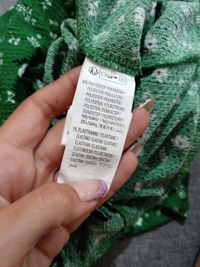 C54 pantalon vert kiabi XS - photo numéro 4