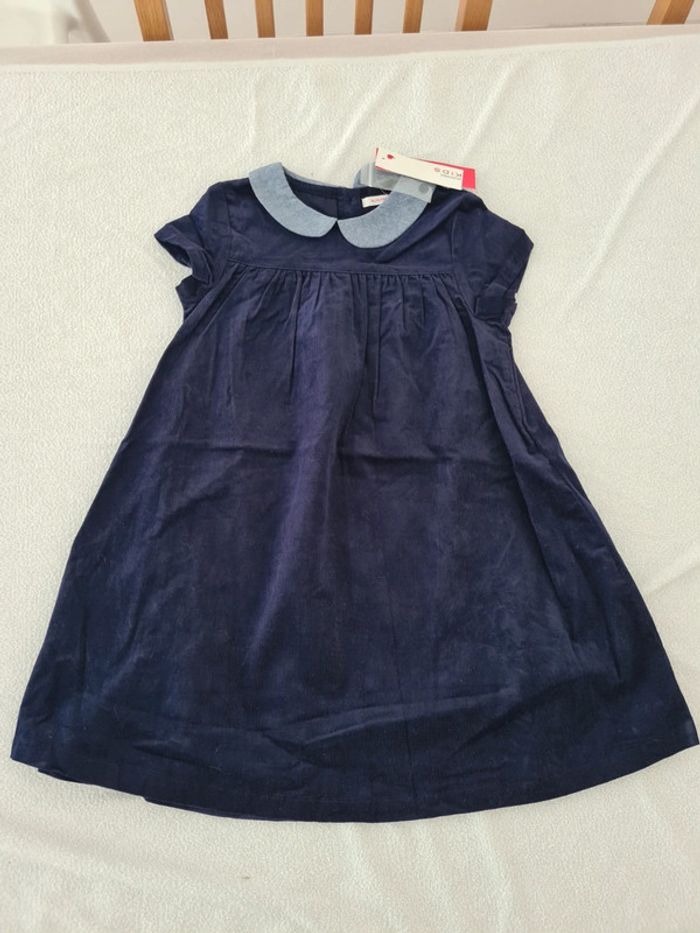 Robe Monoprix 6 ans neuve - photo numéro 1