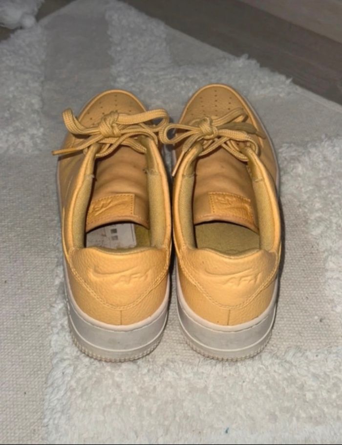 Air force one sage low jaune - photo numéro 2