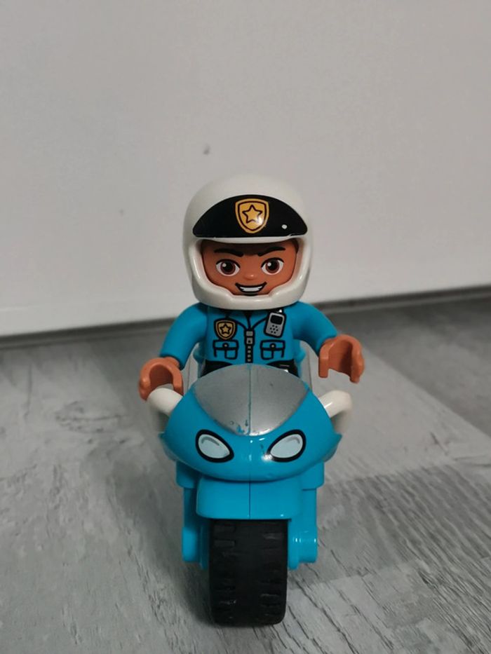 Lego duplo 10900 moto police - photo numéro 4