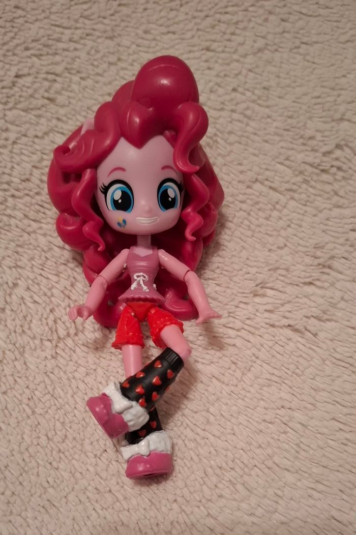 My Little pony Poupée Esquetria Girls minis - photo numéro 1