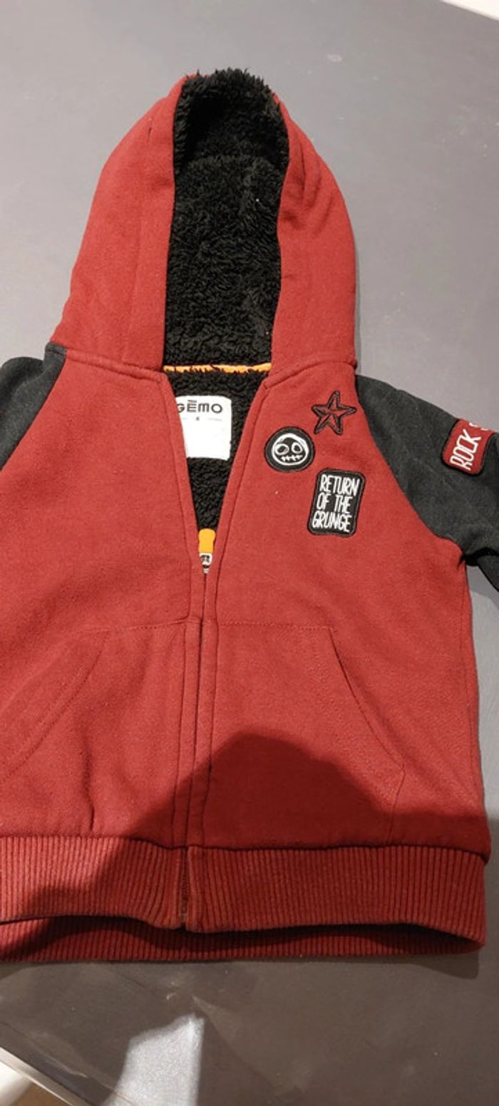 Veste polaire zippée capuche 4 ans