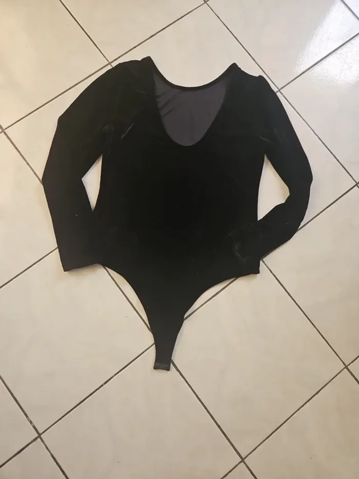 Body femme / body en velour - photo numéro 2