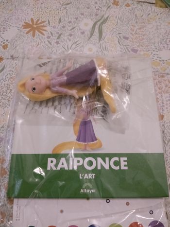 Livre Disney mes premiers Amis inclus la figurine 