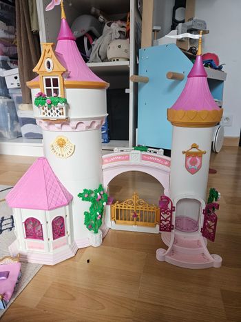 Château playmobile princesse