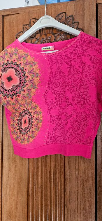 Haut marque  designal(  taille 7/8ans)