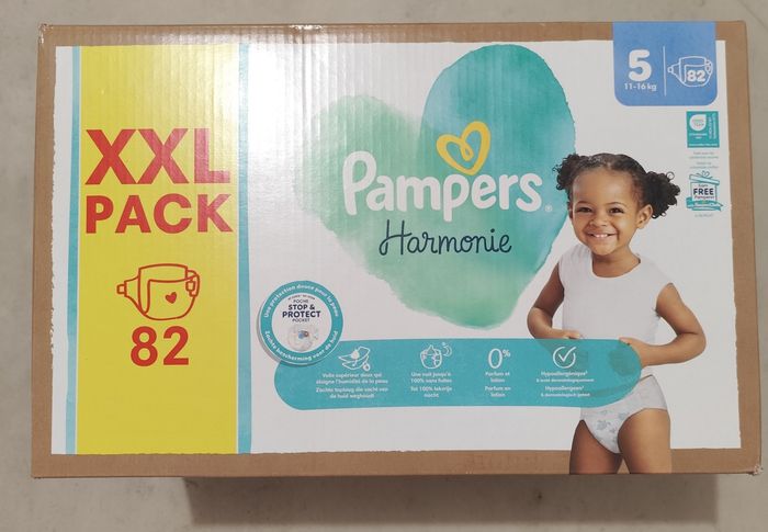 Couches Pampers premium