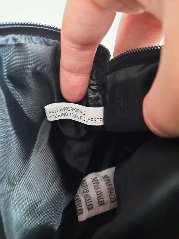 Pochette noir - photo numéro 5