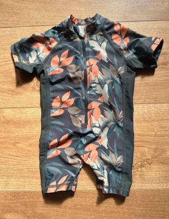 Combinaison de bain 3/6 mois