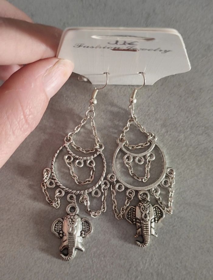 Boucles d'oreilles pendantes fantaisie éléphant - photo numéro 3