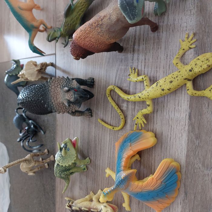 Lot 14 figurines animaux préhistoire - photo numéro 2