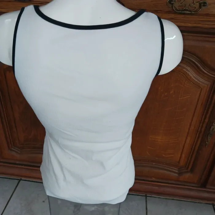 Débardeur taille 38/m - photo numéro 4