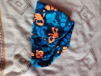 Superbe bonnet de bain enfant