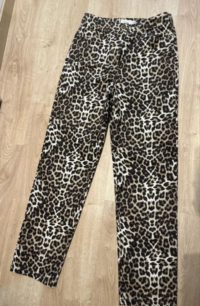 Jeans léopard neuf villa - photo numéro 2