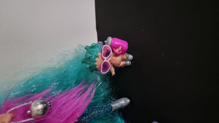 MGA - Poupée Lol Surprise OMG Winter Disco Cosmic Nova - photo numéro 9