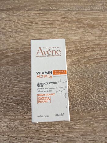 Eau thermale Avène :  sérum correcteur éclat