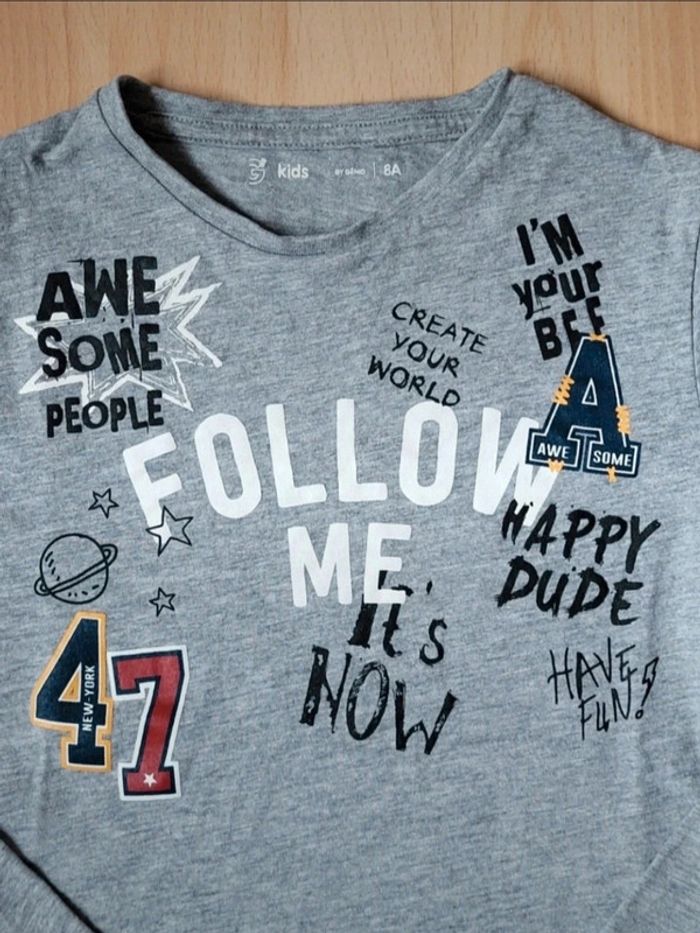 Lot T-shirt à manches longues et sweat à capuche gris imprimé La Redoute Gémo 8 ans - photo numéro 8