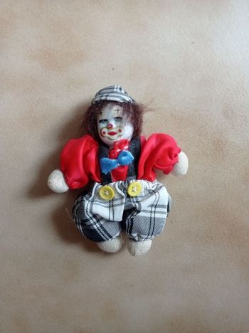 Petit clown en tissu & céramique