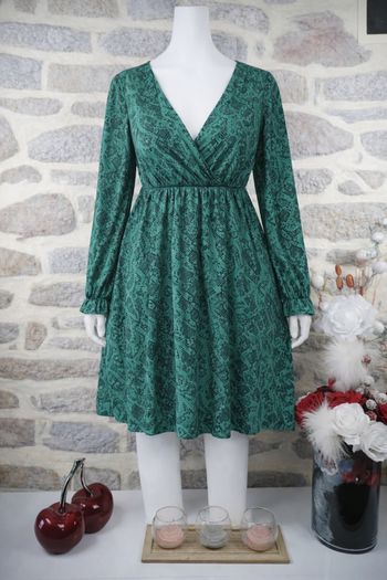 Robe sauvage serpent d émeraude vert canard noire et grise Femme taille 54 marque Boohoo 🌺