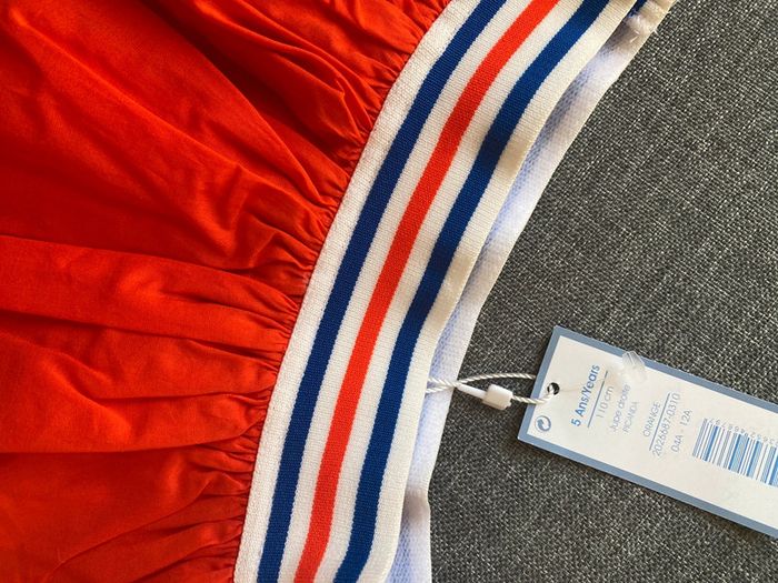 Superbe jupe Jacadi taille 5 ans Neuve - photo numéro 3