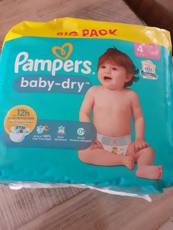 60 Couches pampers baby dry taille 4